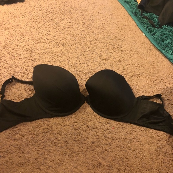 Bras - Picture 4 of 6